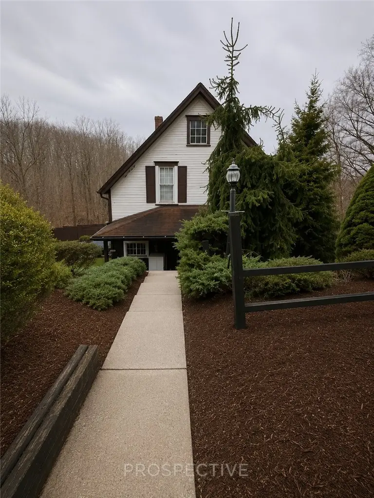 839 Larimer Ave, Turtle Creek, PA 15145 - #2