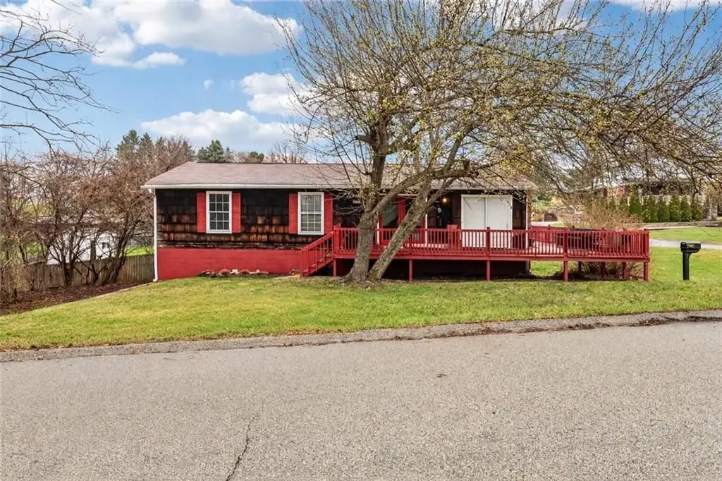 2715 Myrtle Dr, New Kensington, PA 15068 - #1