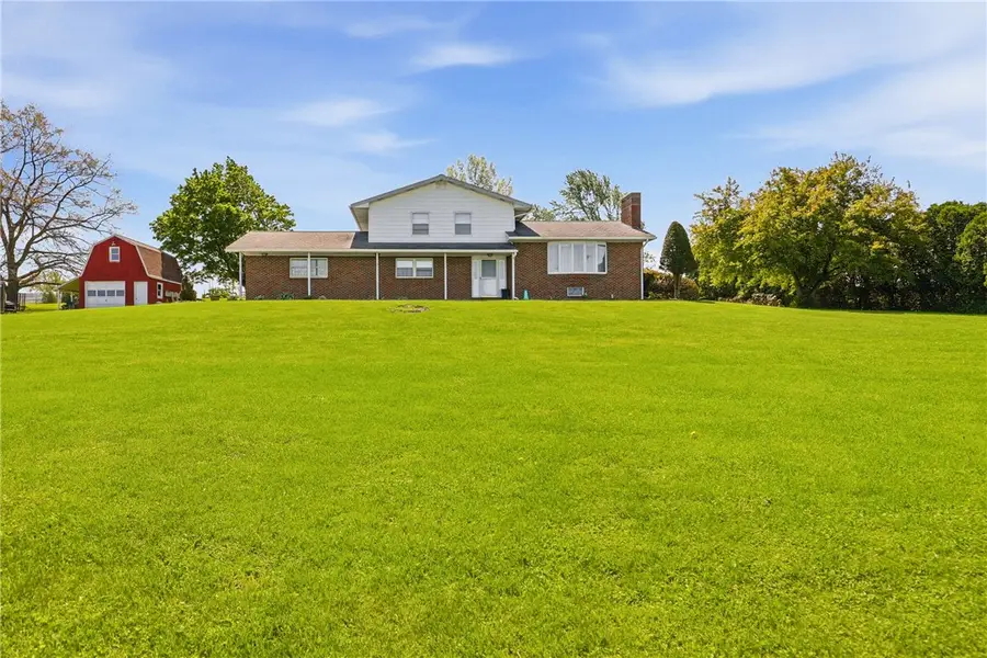 162 County Park Rd, Mount Pleasant, PA 15666 - #2