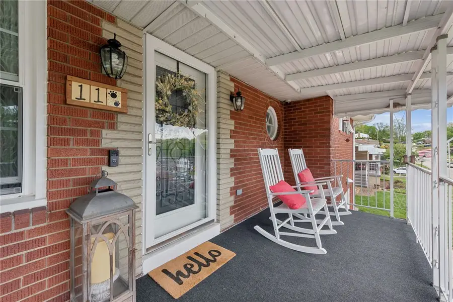 11 Lynn Lee Dr, Greensburg, PA 15601 - #2