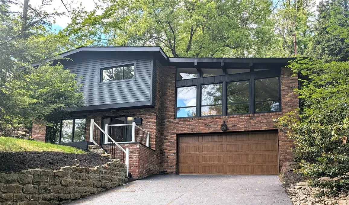 2317 Marbury Rd, Pittsburgh, PA 15221 - #1
