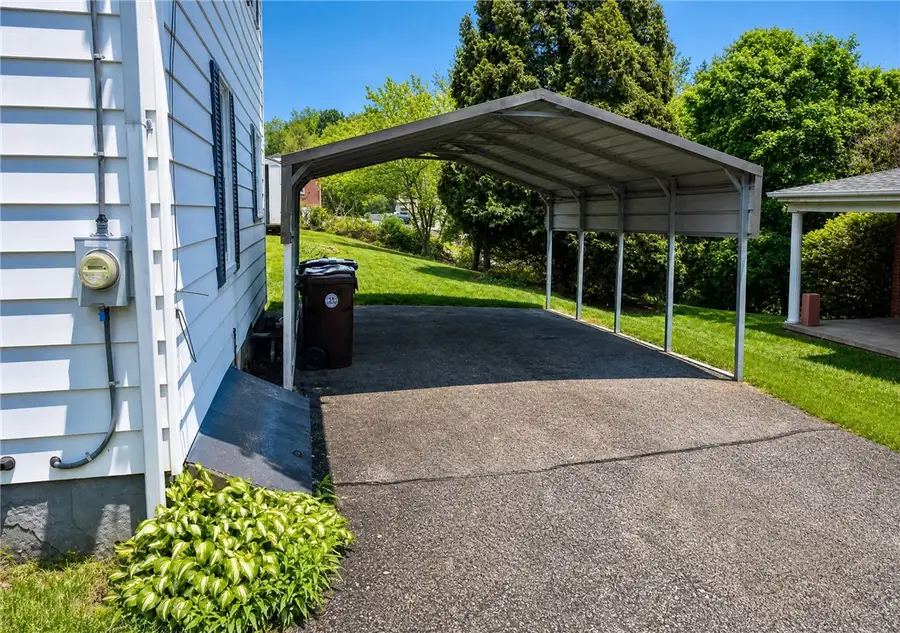 1106 Delaware St, Export, PA 15632 - #3