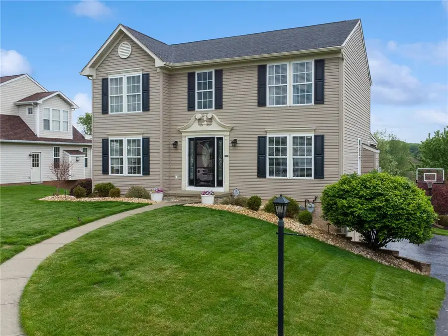 224 Sunrise Dr, Leechburg, PA 15656 - #2