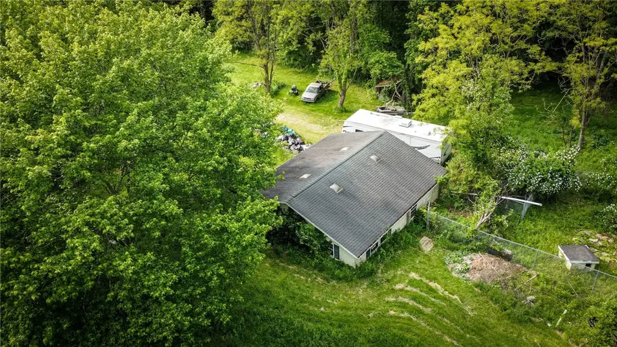 1117 Prospect Rd, Evans City, PA 16033 - #2