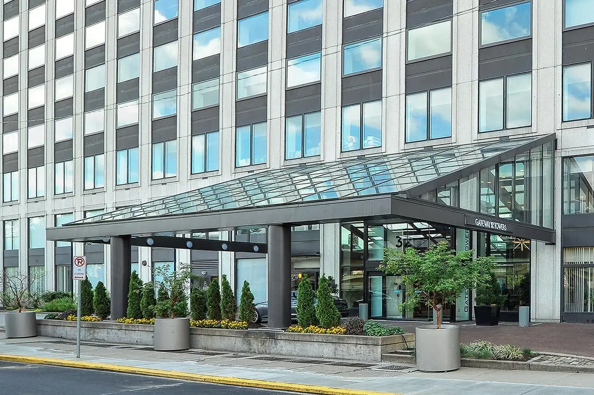 320 Fort Duquesne Boulevard #16A, Pittsburgh, PA 15222 - #1