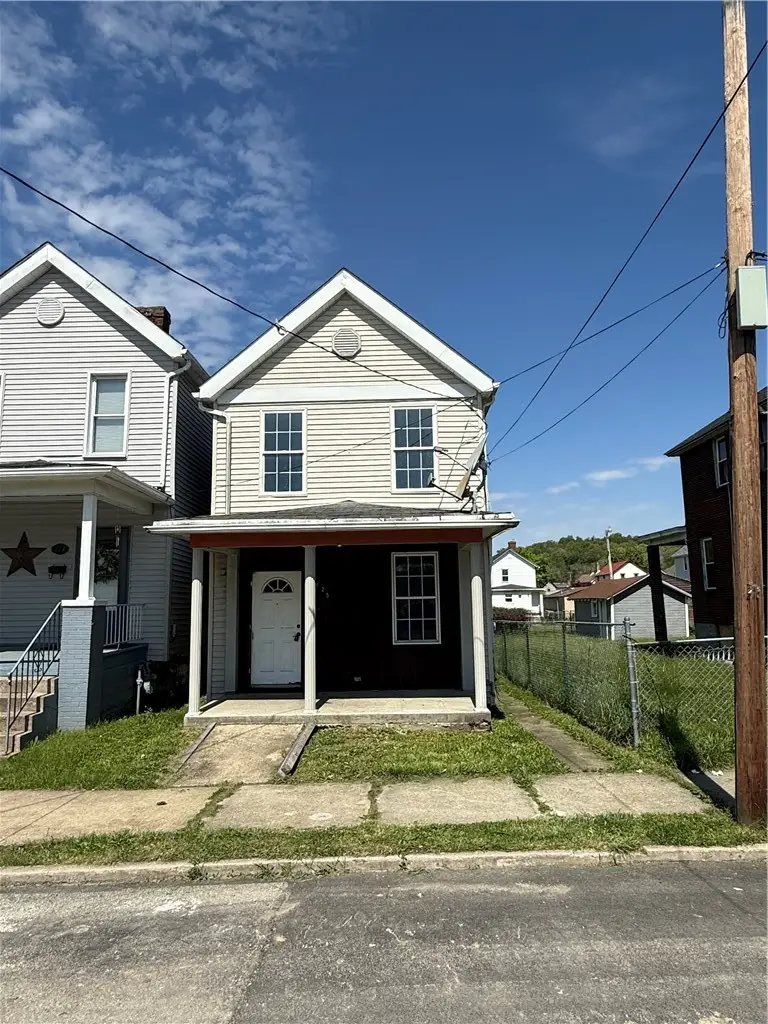 125 12th Street, Jeannette, PA 15644 - #1