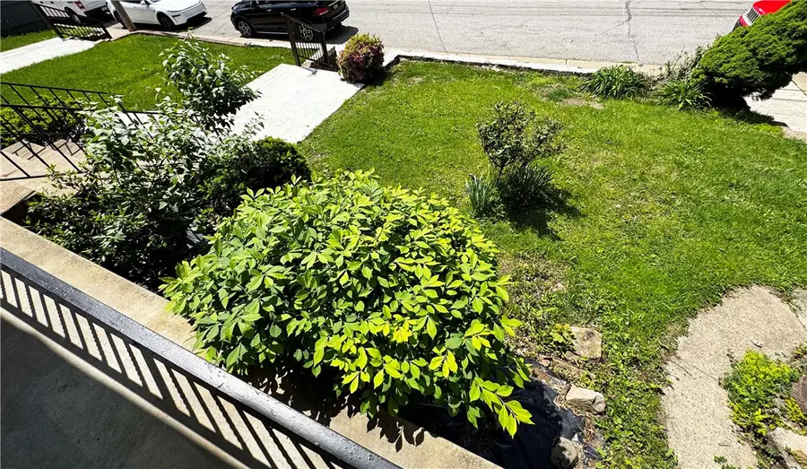 836 Farragut St, Pittsburgh, PA 15206 - #3