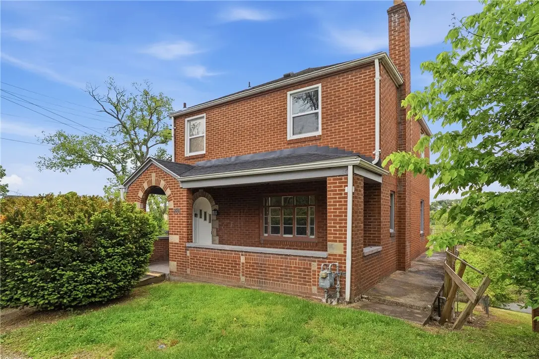 700 Large Avenue, Clairton, PA 15025 - #1