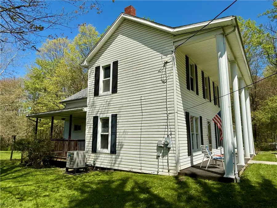 81 Hartwick Rd, Mercer, PA 16137 - #3