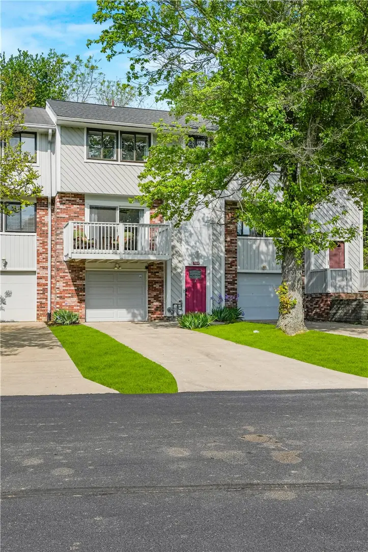 1004 Ryeland Ct, Bridgeville, PA 15017 - #2