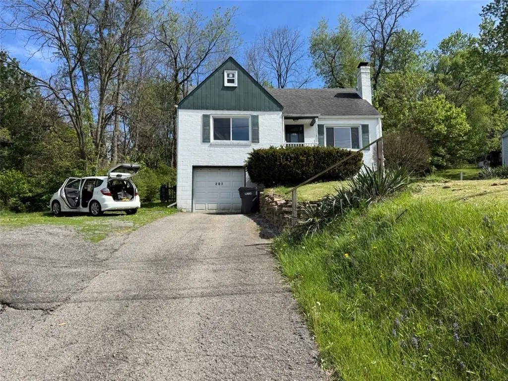 207 Mcmurray Rd, Upper Saint Clair, PA 15241 - #1