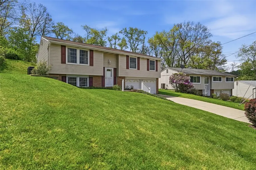 487 Tivoli Rd, Pittsburgh, PA 15239 - #2