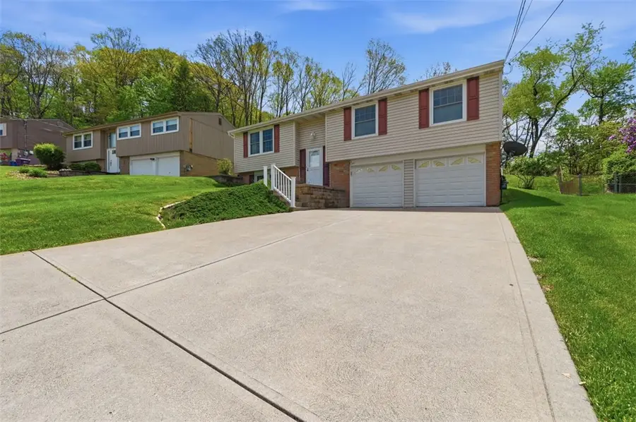 487 Tivoli Rd, Pittsburgh, PA 15239 - #3