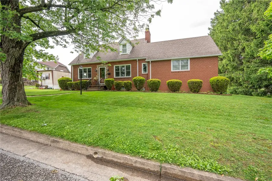 806 Lehmer St, Latrobe, PA 15650 - #2