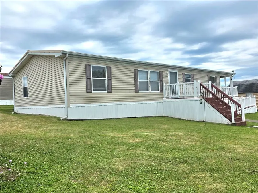 332 Maruca Dr, Mount Pleasant, PA 15666 - #3