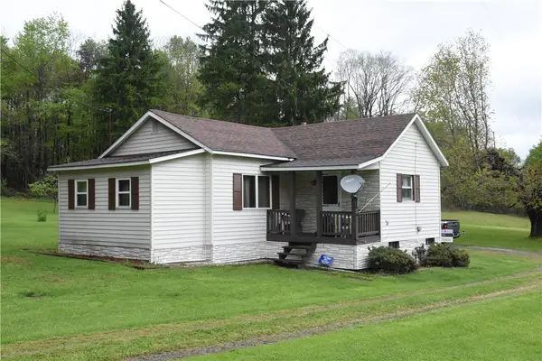 930 Logan Rd, Glen Campbell, PA 15742