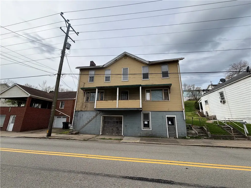 424 Main St, New Eagle, PA 15067 - #1