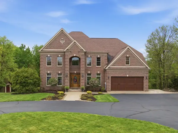 24 S Cowan Road, Carnegie, PA 15106