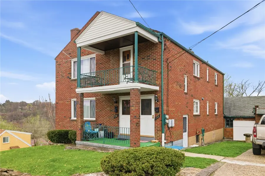 156-158 Sceneridge Avenue, Pittsburgh, PA 15227 - #2