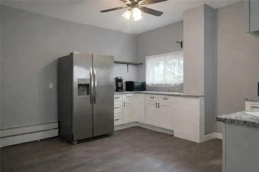 839 Railroad St, McKees Rocks, PA 15136 - #2