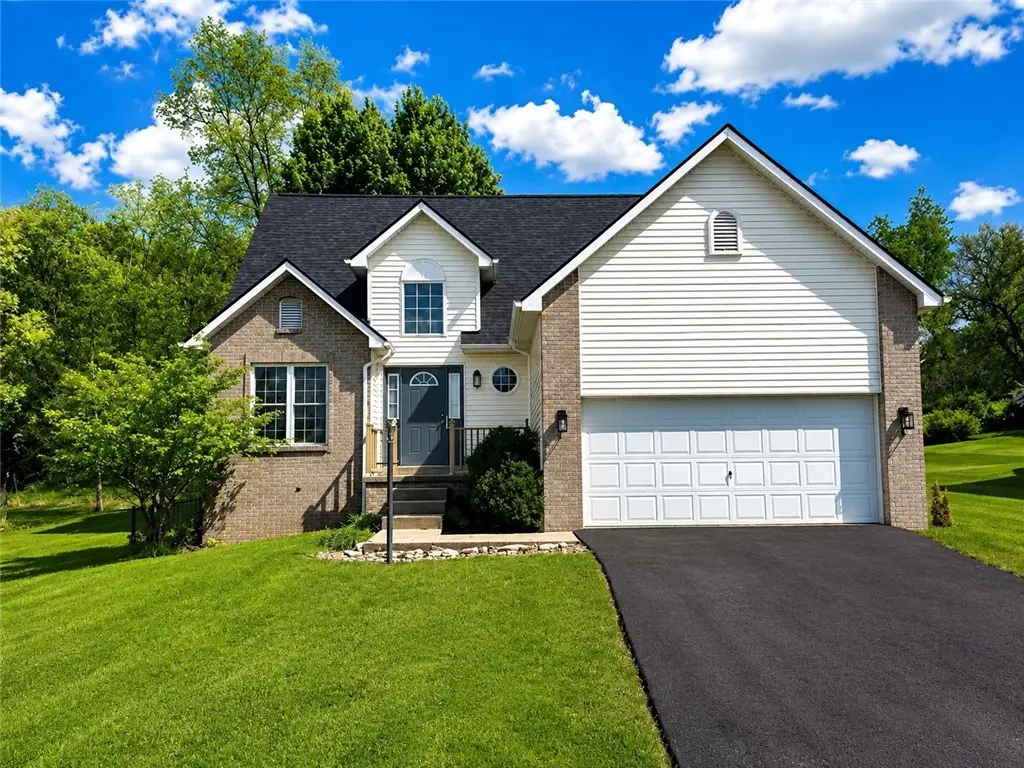 1319 Deerfield Ln, Leechburg, PA 15656 - #1