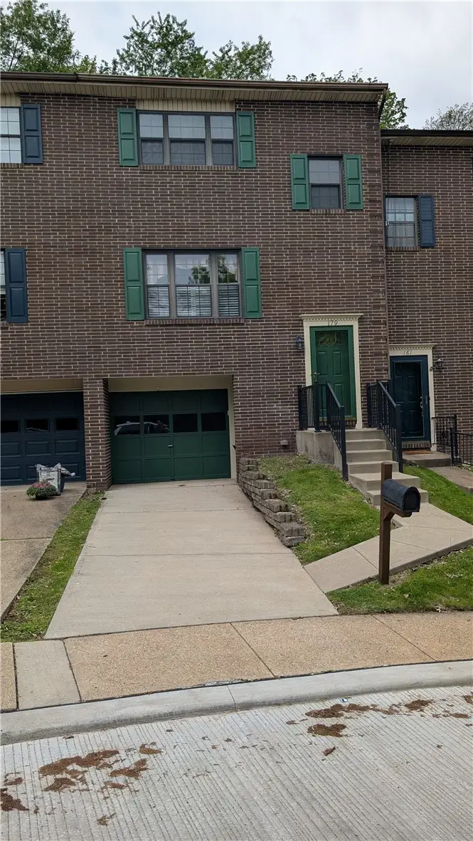 179 London Towne Dr, Pittsburgh, PA 15226 - #1