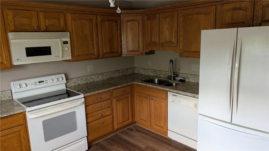 179 London Towne Dr, Pittsburgh, PA 15226 - #2