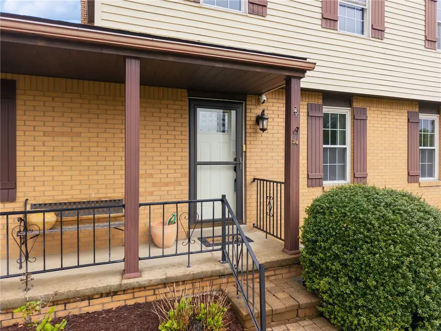 24 Waverly Drive, Greensburg, PA 15601 - #2
