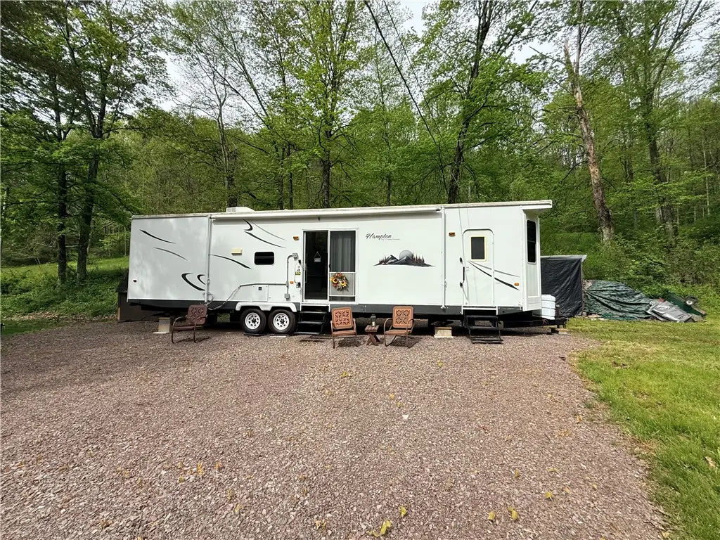 321 Dark Hollow Rd, Confluence, PA 15424 - #1