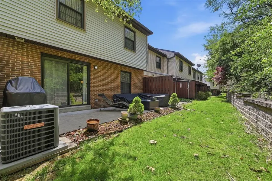 642 Woodcrest Drive, Pittsburgh, PA 15205 - #3