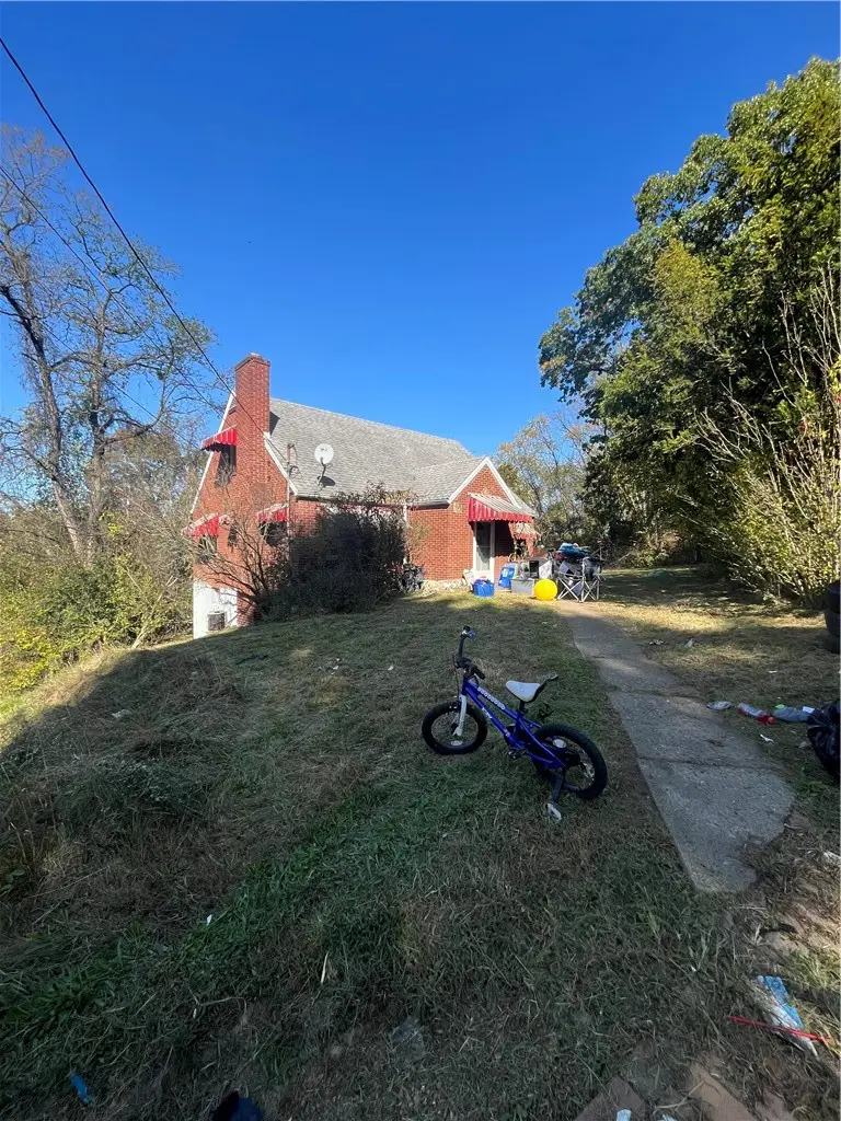 321 Apache Drive, Monessen, PA 15062 - #1
