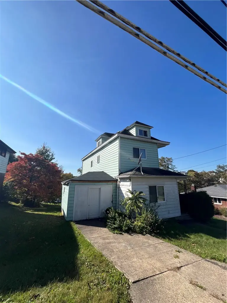 1113 Nash Avenue, Monessen, PA 15062 - #2