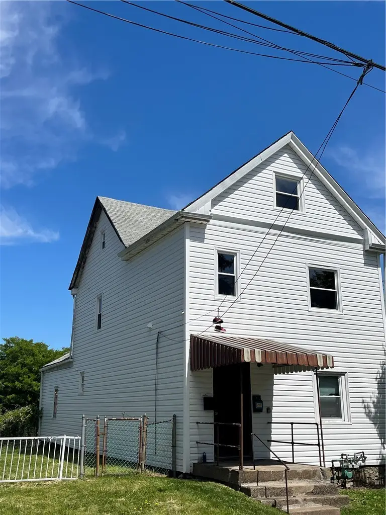 249 E 15th Avenue, Homestead, PA 15120 - #2