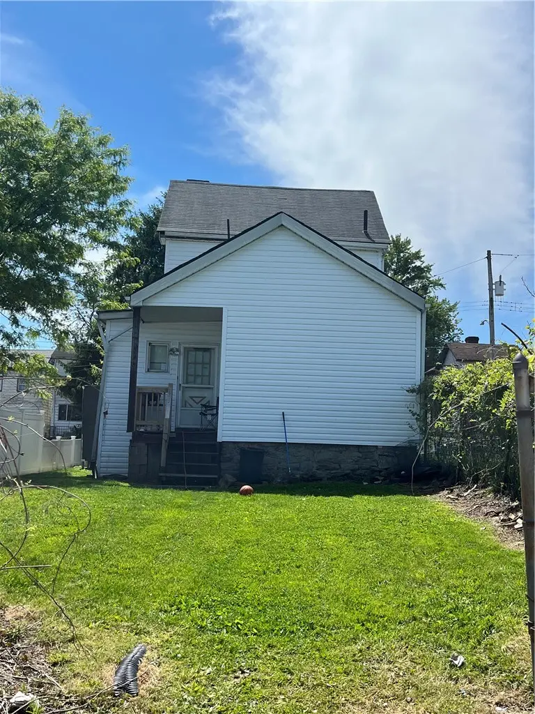 249 E 15th Avenue, Homestead, PA 15120 - #3