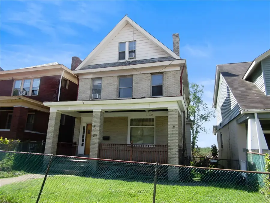 230 Mckinley St, Pittsburgh, PA 15210 - #3