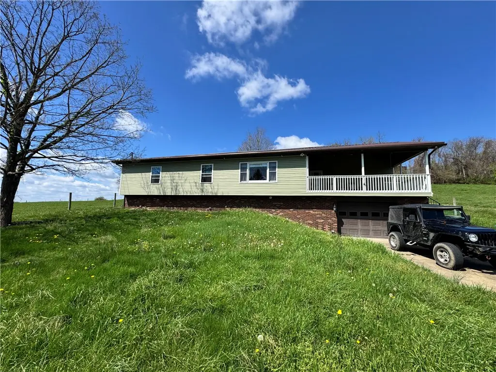 189 Lake Lynn Rd, Lake Lynn, PA 15451 - #1