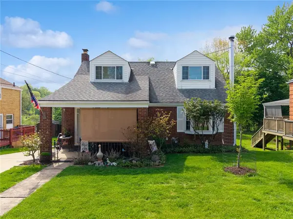 704 Macfarlane Dr, Pittsburgh, PA 15235