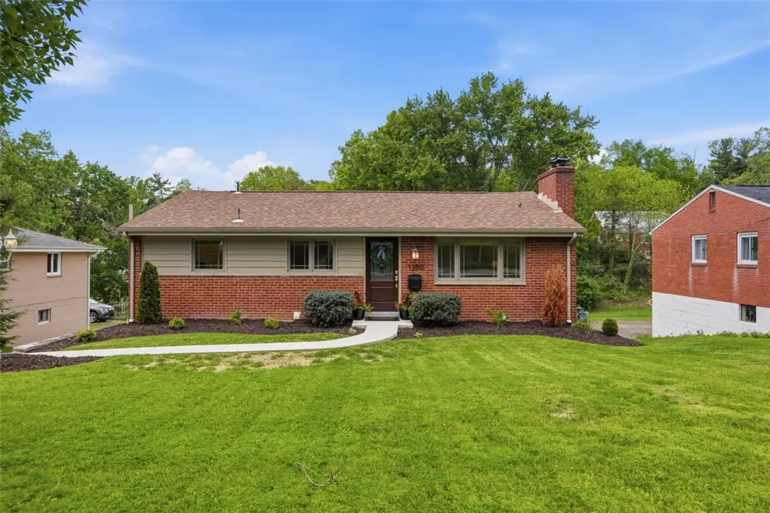 1290 Lakemont Drive, Mount Lebanon, PA 15243 - #1