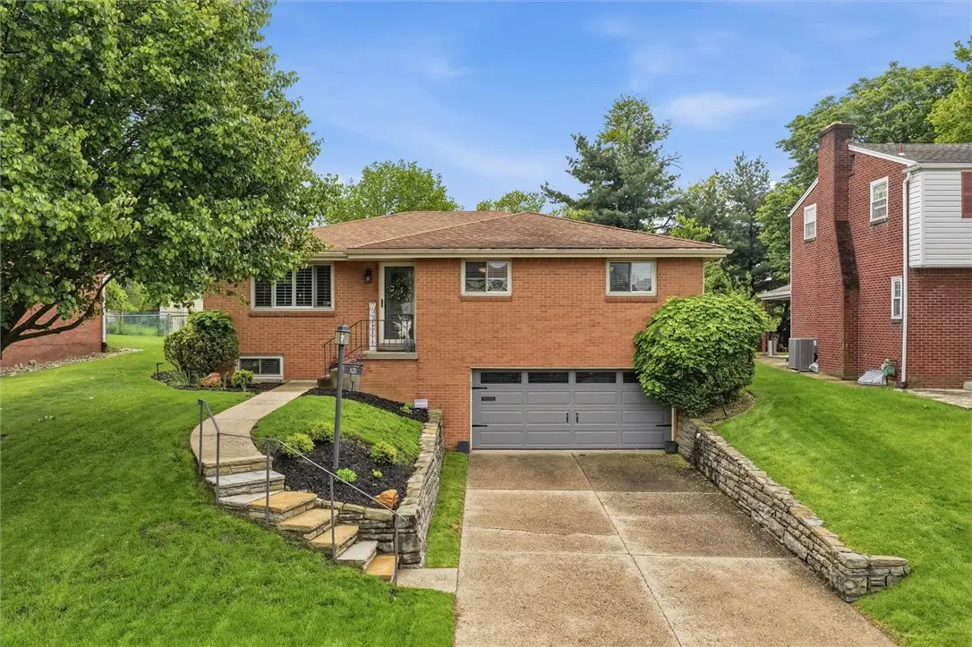 121 Rose Leaf, Pittsburgh, PA 15220 - #1