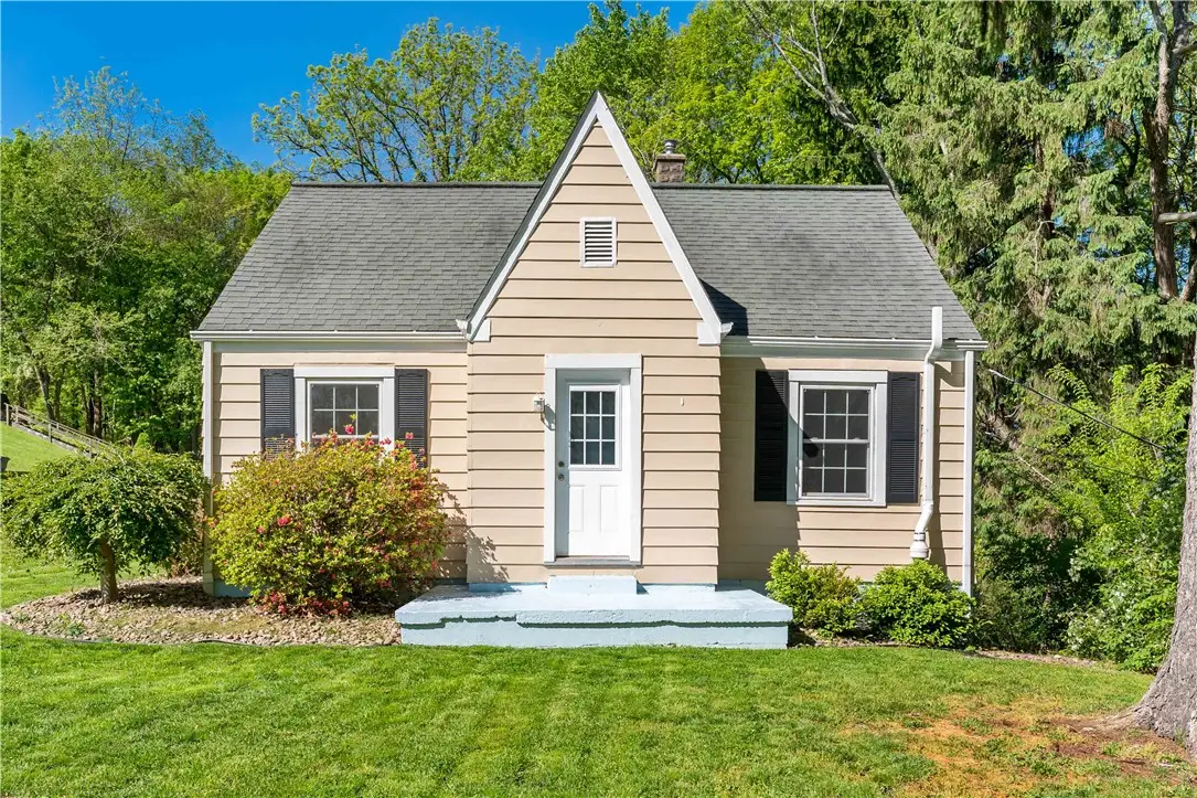 122 Strawberry Aly, Aliquippa, PA 15001 - #1