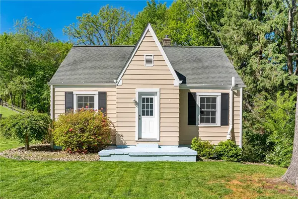 122 Strawberry Aly, Aliquippa, PA 15001