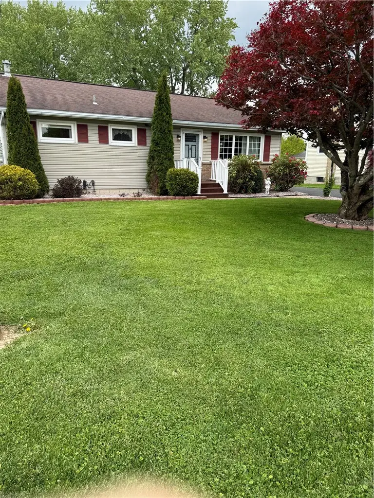 803 S Scotland Ln, New Castle, PA 16101 - #1