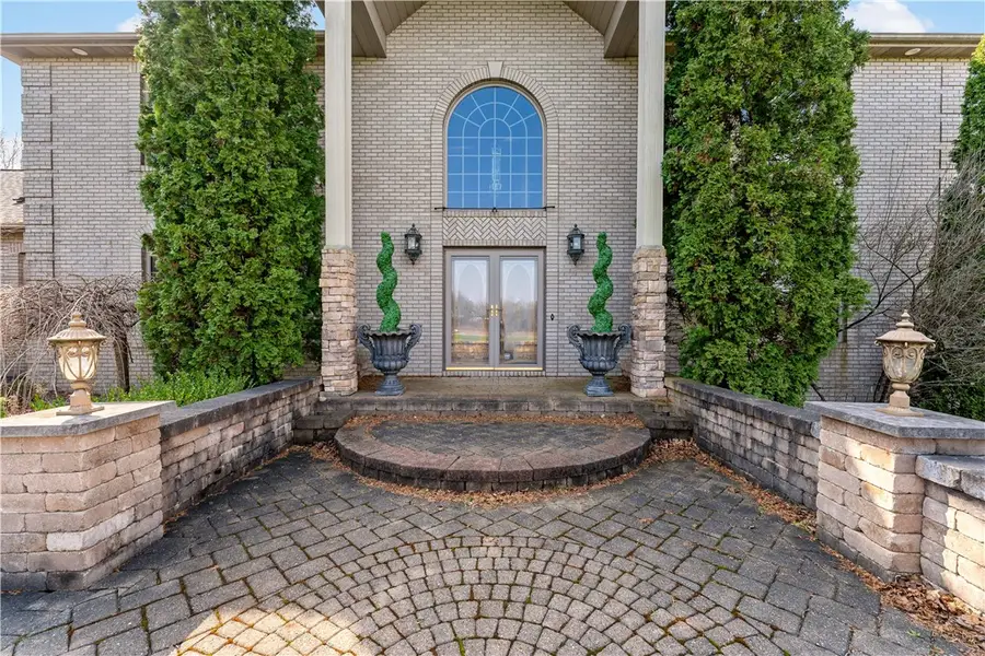 10 Briarwood Ln, New Wilmington, PA 16142 - #2