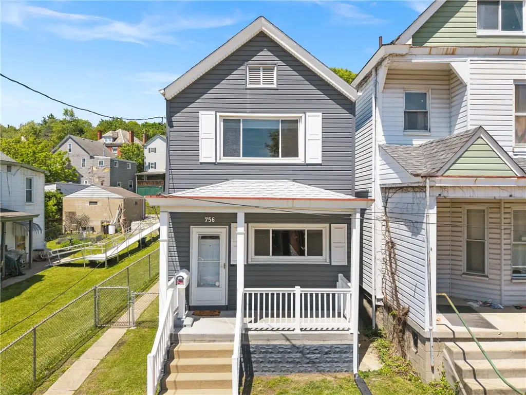 756 Mary St, McKees Rocks, PA 15136 - #1