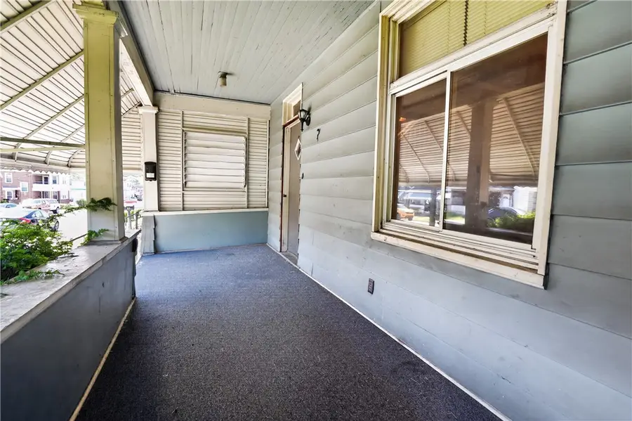 323 31st St, McKeesport, PA 15132 - #3