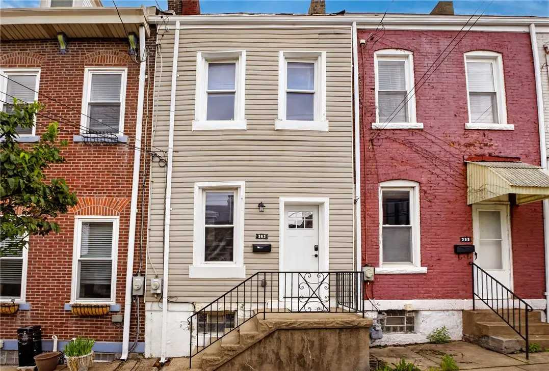 363 44th St, Pittsburgh, PA 15201 - #1