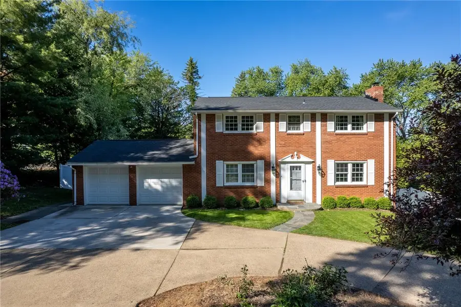 970 Beaver Grade Rd, Coraopolis, PA 15108 - #2