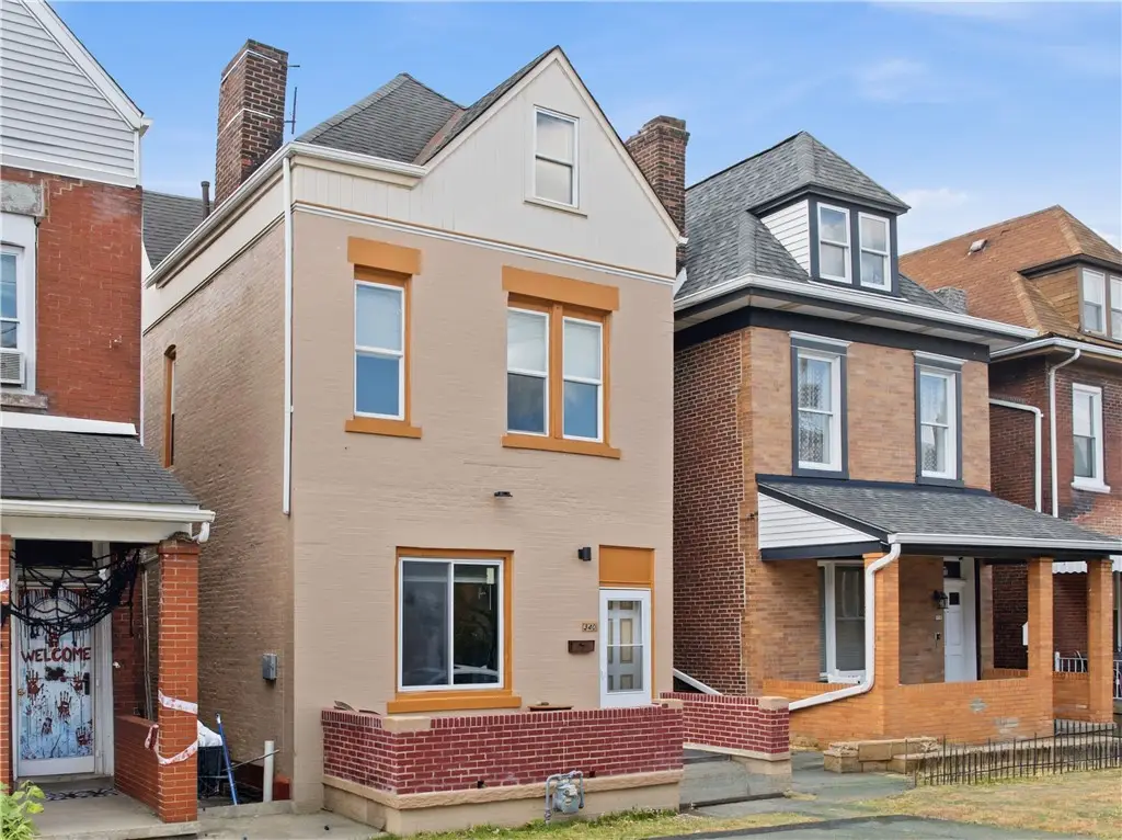340 Ophelia St, Pittsburgh, PA 15213 - #1