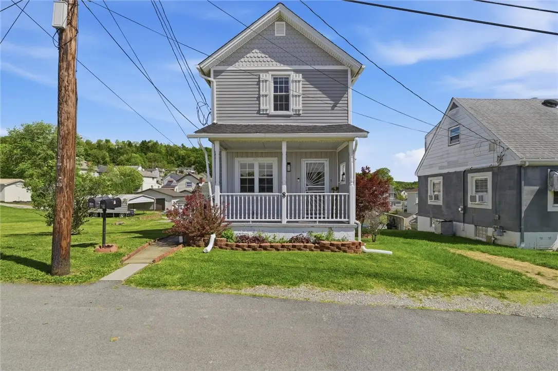 8 Eggers Avenue, Belle Vernon, PA 15012 - #1