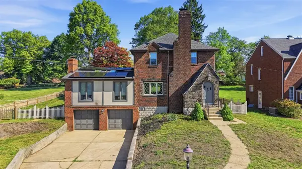 212 Morewood Rd, Glenshaw, PA 15116
